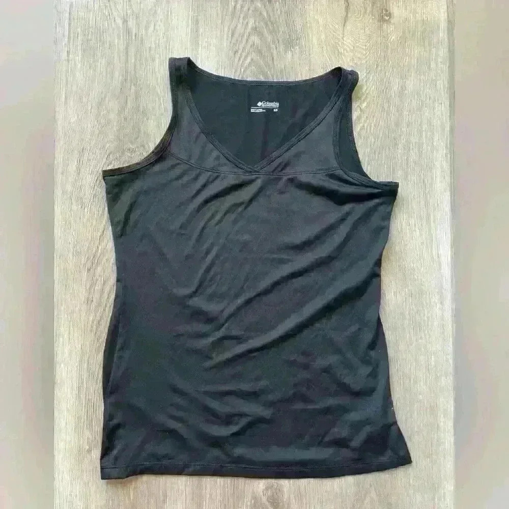 Columbia Sleeveless Tank Top, Womens size Small, Black, V-Neck
